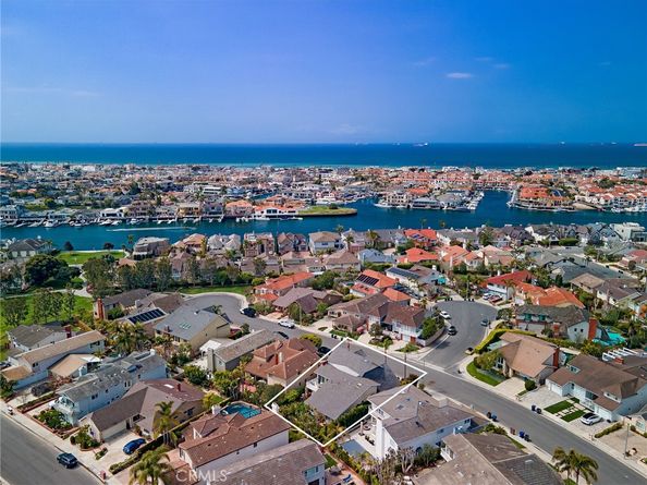 16312 Spartan Circle, Huntington Beach CA 92649