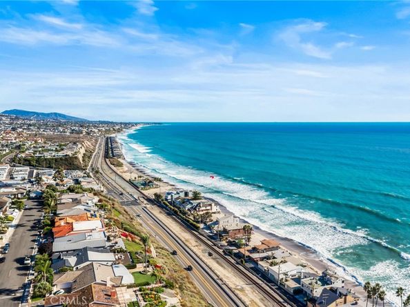 2903 Camino Capistrano, San Clemente CA 92672