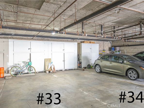 1988 Junipero Avenue, Signal Hill CA 90755