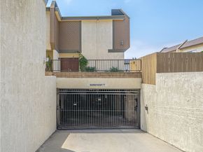 1988 Junipero Avenue, Signal Hill CA 90755