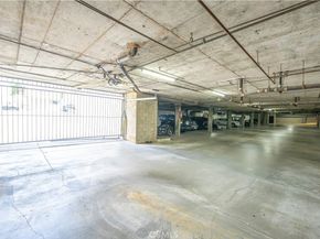 1988 Junipero Avenue, Signal Hill CA 90755