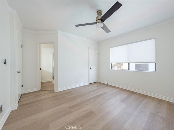 1988 Junipero Avenue, Signal Hill CA 90755