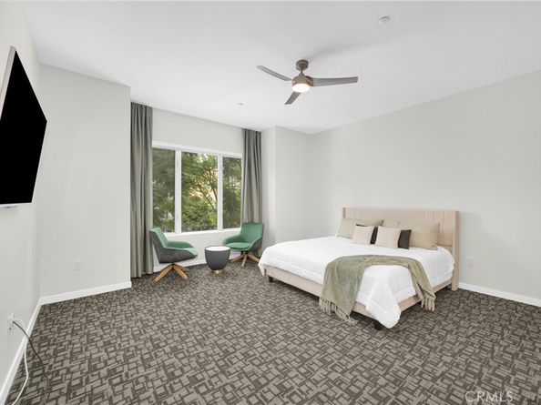 21 Gramercy 220, Irvine CA 92612