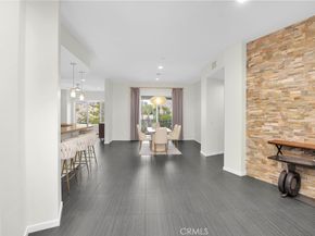 21 Gramercy 220, Irvine CA 92612