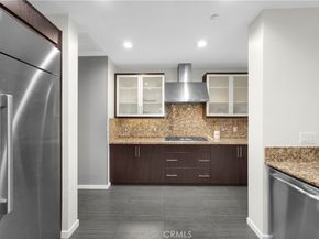 21 Gramercy 220, Irvine CA 92612