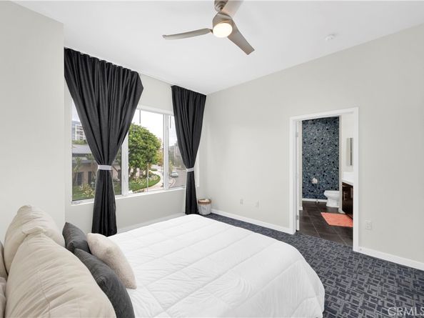 21 Gramercy 220, Irvine CA 92612