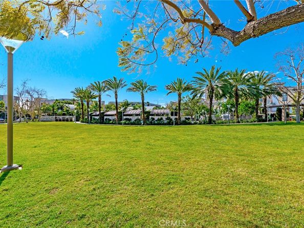 21 Gramercy 220, Irvine CA 92612