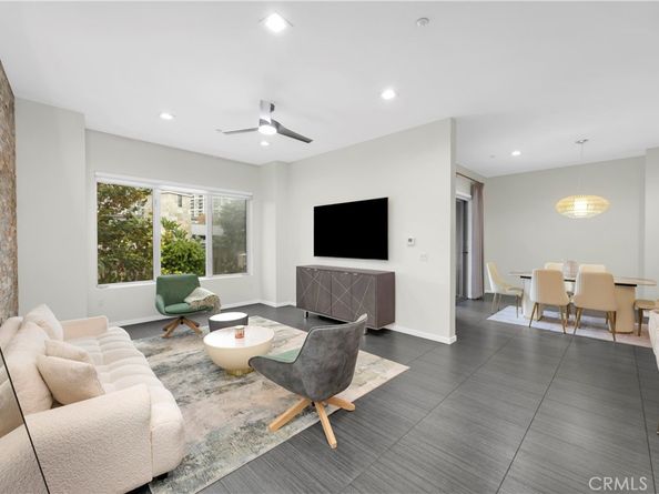 21 Gramercy 220, Irvine CA 92612