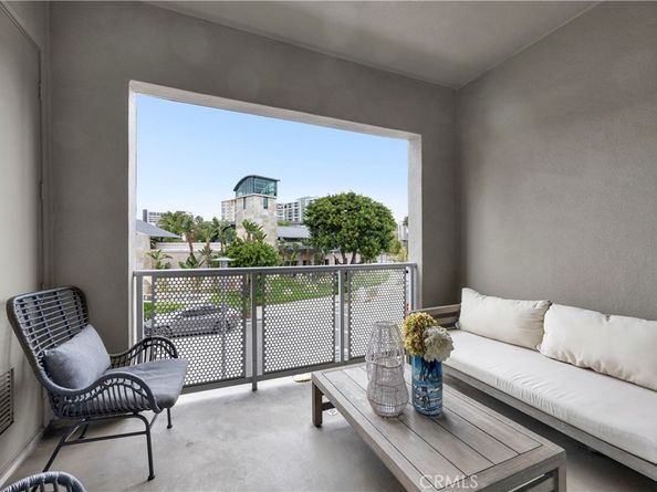 21 Gramercy 220, Irvine CA 92612