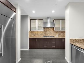 21 Gramercy 220, Irvine CA 92612