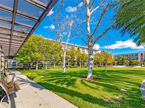 21 Gramercy 220, Irvine CA 92612