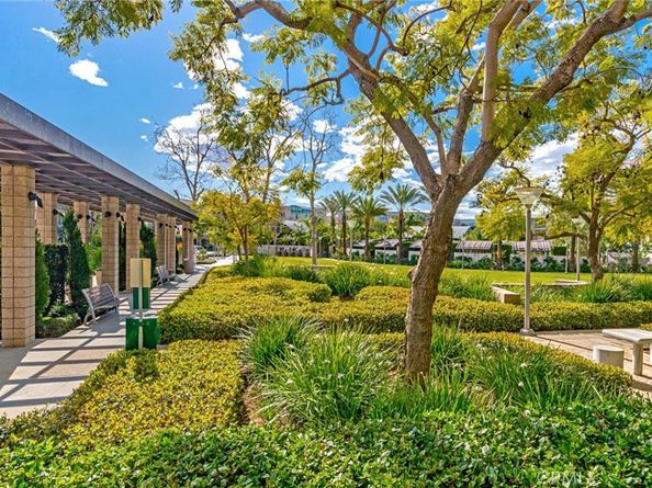 21 Gramercy 220, Irvine CA 92612