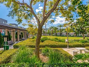 21 Gramercy 220, Irvine CA 92612