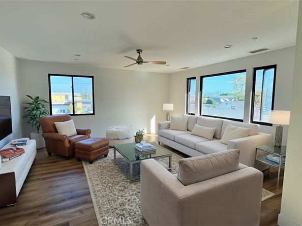 2214 Elden Avenue, Costa Mesa CA 92627