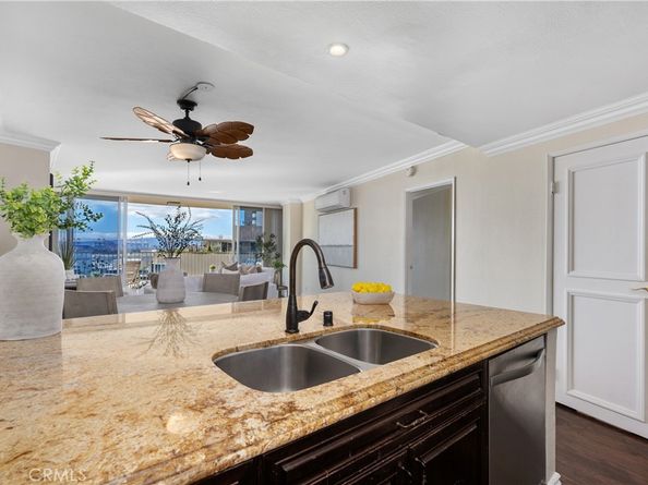 700 E Ocean 1708, Long Beach CA 90802