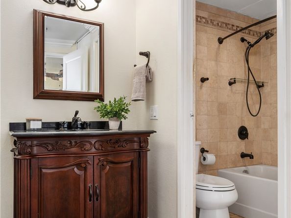 700 E Ocean 1708, Long Beach CA 90802