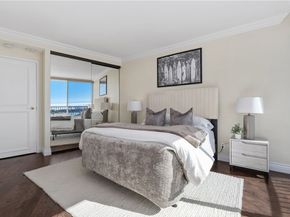 700 E Ocean 1708, Long Beach CA 90802