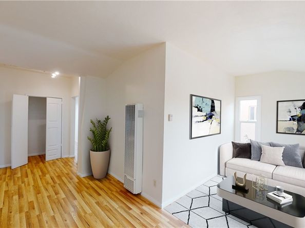 1408 Walnut, Long Beach CA 90813