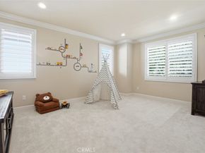 65 Rolling Green, Irvine CA 92620