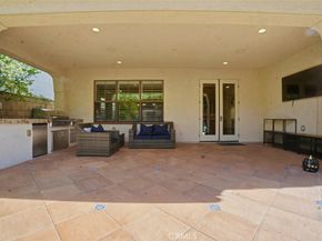 65 Rolling Green, Irvine CA 92620