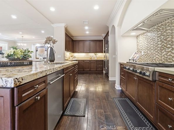 65 Rolling Green, Irvine CA 92620