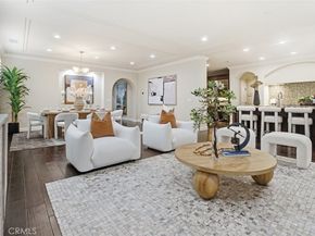 65 Rolling Green, Irvine CA 92620