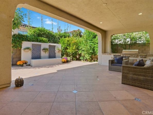 65 Rolling Green, Irvine CA 92620