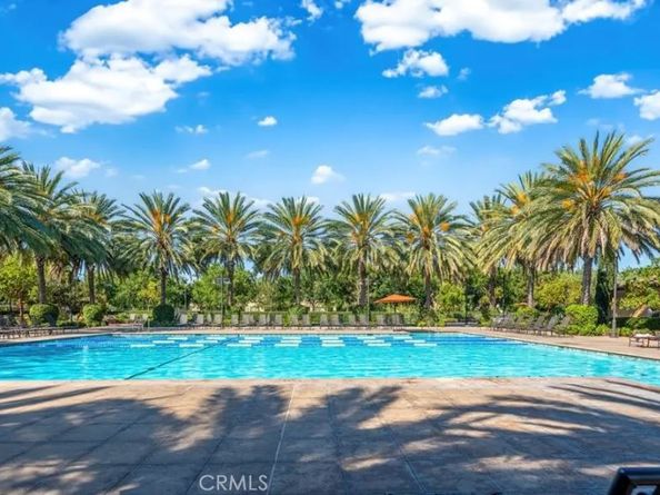 65 Rolling Green, Irvine CA 92620