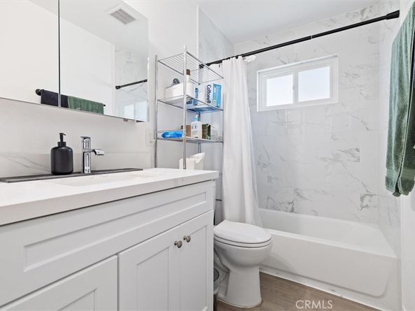 1723 Normandy D, Santa Ana CA 92705