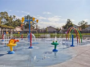 53 Woodleaf, Irvine CA 92614