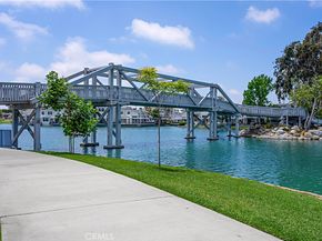 53 Woodleaf, Irvine CA 92614