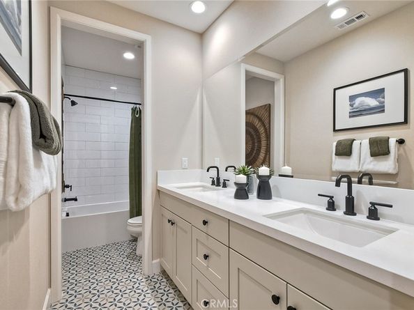 3111 Orchard Glen, Escondido CA 92026