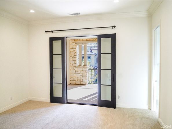 111 Lanzon, Irvine CA 92602