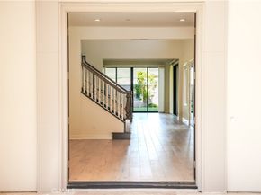 111 Lanzon, Irvine CA 92602