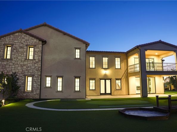 111 Lanzon, Irvine CA 92602