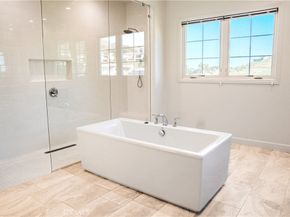 111 Lanzon, Irvine CA 92602