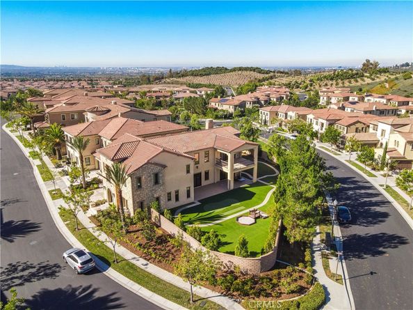 111 Lanzon, Irvine CA 92602