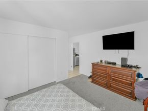 1000 W Macarthur 58, Santa Ana CA 92707