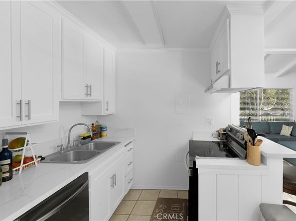 1000 W Macarthur 58, Santa Ana CA 92707