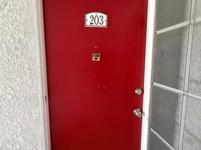 2500 E 4th Street 203, Long Beach CA 90814