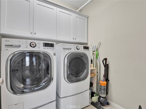 87 Hanging Gdn, Irvine CA 92620