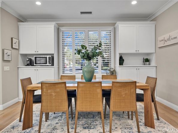 87 Hanging Gdn, Irvine CA 92620