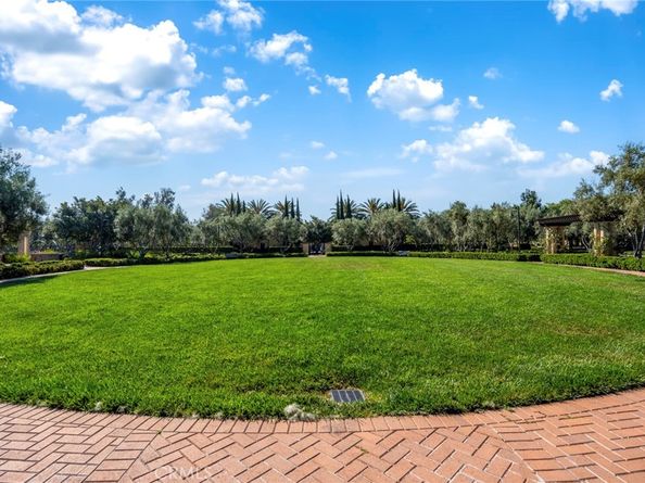 87 Hanging Gdn, Irvine CA 92620