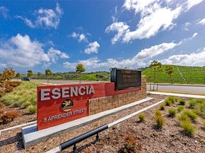 20 Formero Street, Rancho Mission Viejo CA 92694