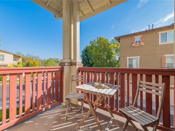 10 Flyers, Tustin CA 92782