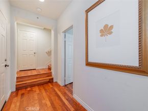 10 Flyers, Tustin CA 92782