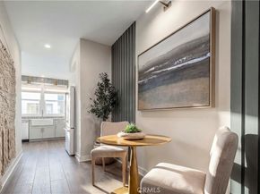 12720 Azure Way 29, Hawthorne CA 90250