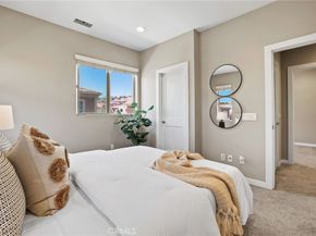 109 Alder Ridge, Lake Forest CA 92610