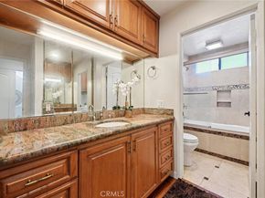 17 Weepingwood, Irvine CA 92614