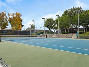 17 Weepingwood, Irvine CA 92614